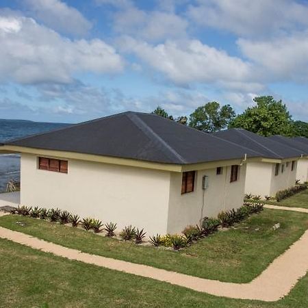 Blue Bay Resort & Restaurant Port Vila Exterior foto